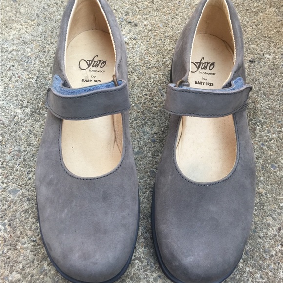 grey mary jane shoes